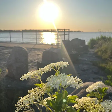 Lykkefund - In Hafennaehe アパート Glückstadt